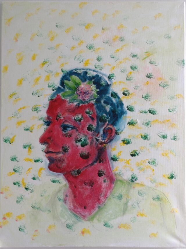 Naama punaisena
