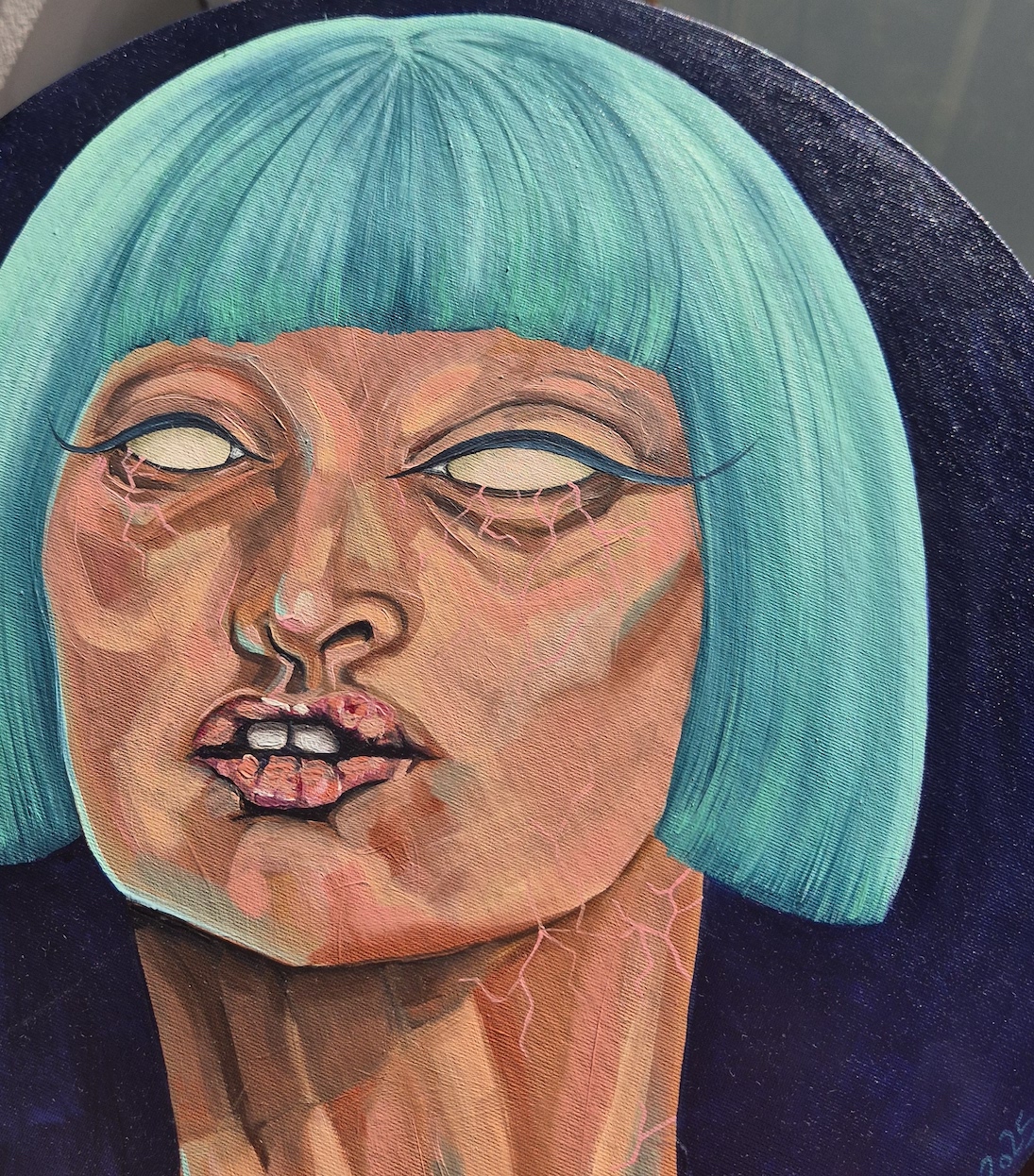 Moody Tina - Image 2